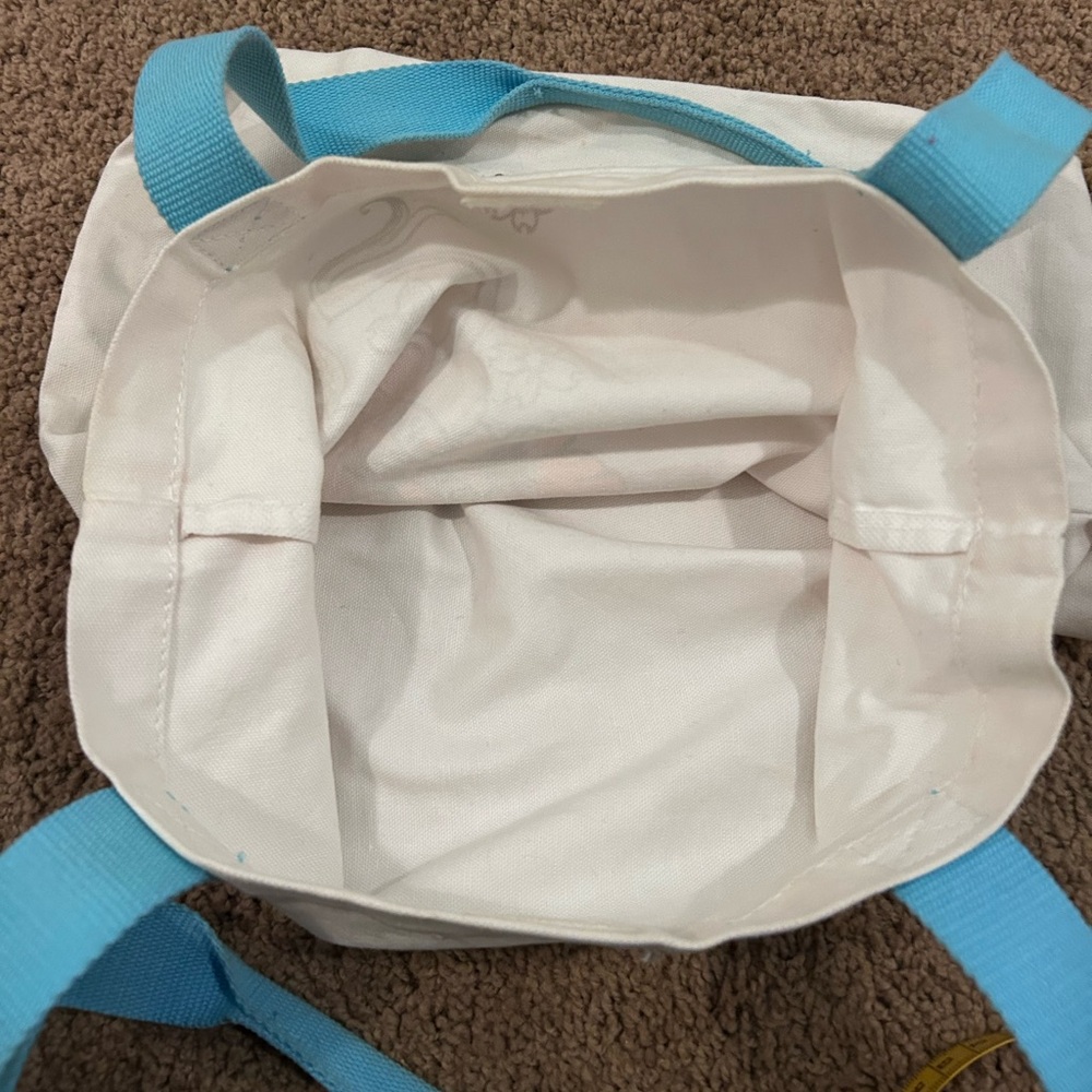 NWOT Roxy Vintage Tote with Blue Handles and Floral Design - Picture 6 of 6